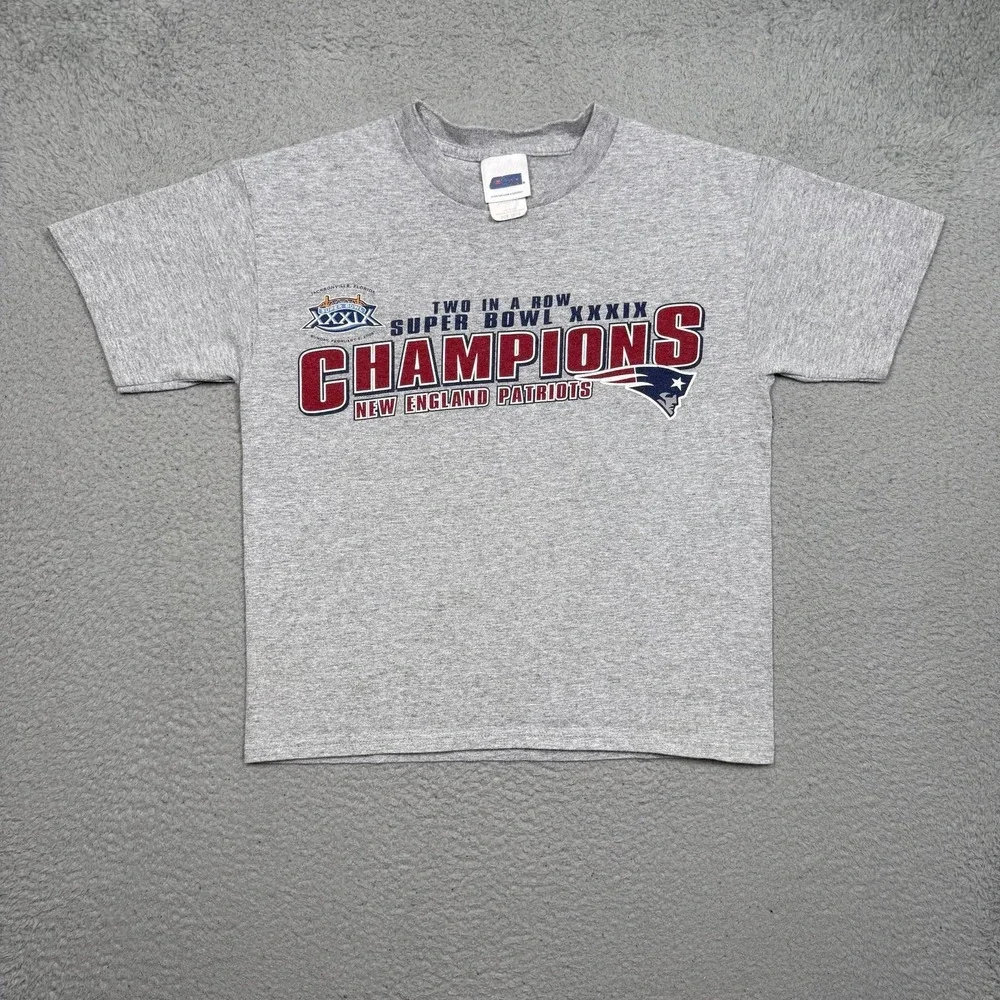 Kids Vintage 2004 New England Patriots‎ NFL T-shirt
